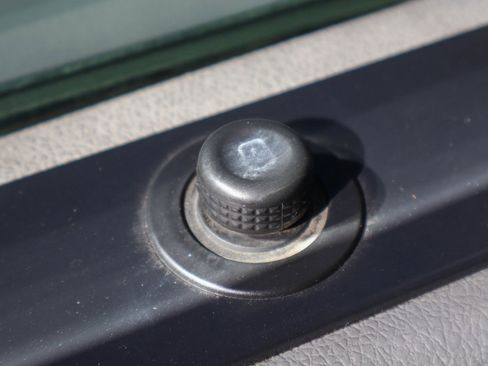 Used 2012 Ford F550 2WD Regular Cab Super Duty w/ PWR Equipment Group image 19