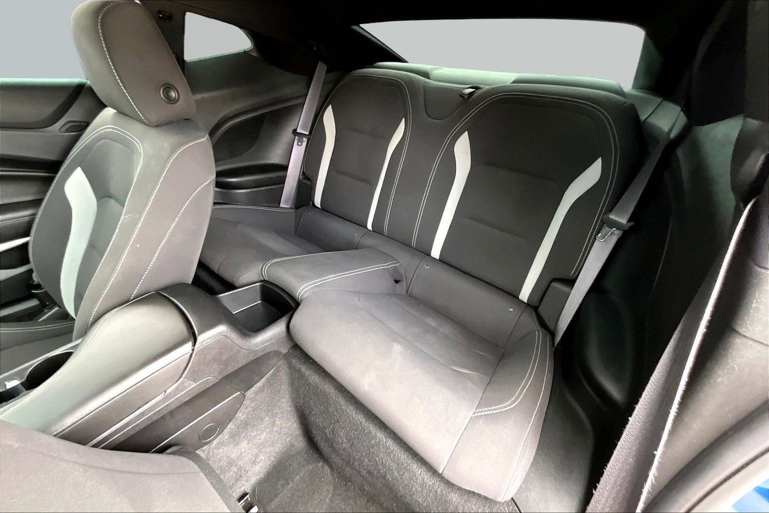 Used 2017 Chevrolet Camaro LS RWD image 26