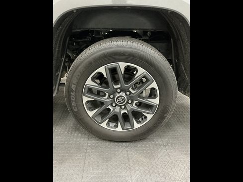 Used 2023 Toyota Tundra Limited w/ Power Package AWD/4WD image 40