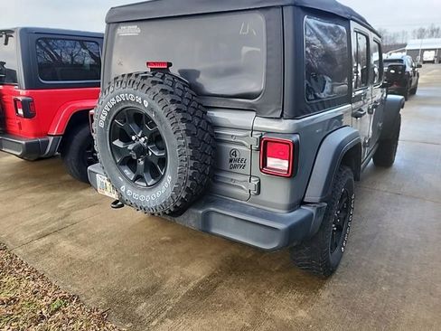 Used 2021 Jeep Wrangler Unlimited Sport image 7