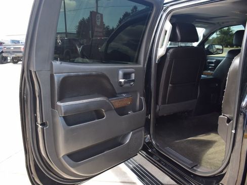 Used 2017 GMC Sierra 1500 Denali w/ Denali Ultimate Package image 12