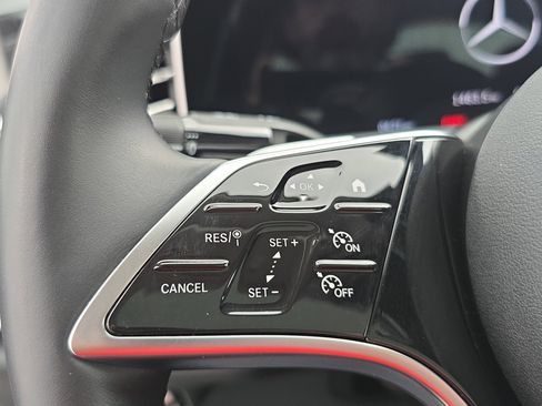 Used 2025 Mercedes-Benz E 350 Sedan image 17