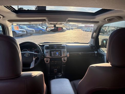 Used 2016 Toyota 4Runner Limited image 39