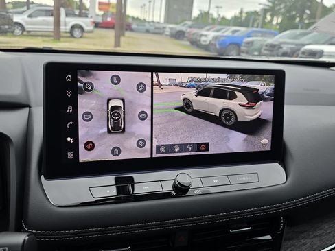 New 2026 Nissan Rogue Platinum AWD/4WD image 21