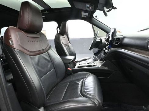 Used 2023 Ford Explorer Platinum w/ Technology Package image 56