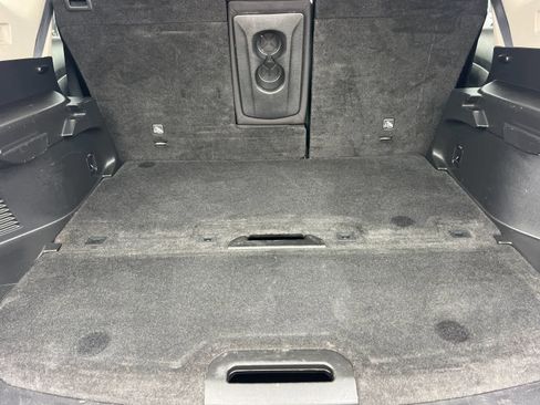 Used 2017 Nissan Rogue SV image 16