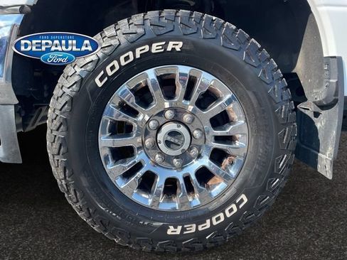 Used 2022 Ford F250 XLT w/ XLT Premium Package AWD/4WD image 18
