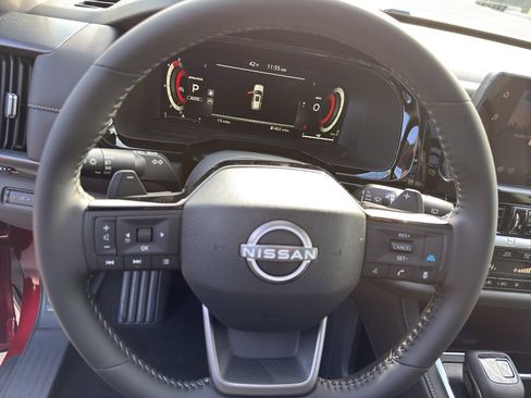 New 2026 Nissan Pathfinder SL image 16