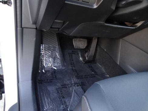 New 2026 Toyota Crown Signia Limited image 8