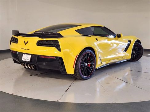 Used 2019 Chevrolet Corvette Z06 image 2