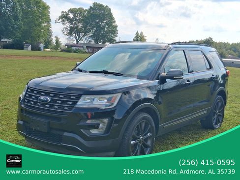 Used 2017 Ford Explorer XLT w/ Equipment Group 202A image 1