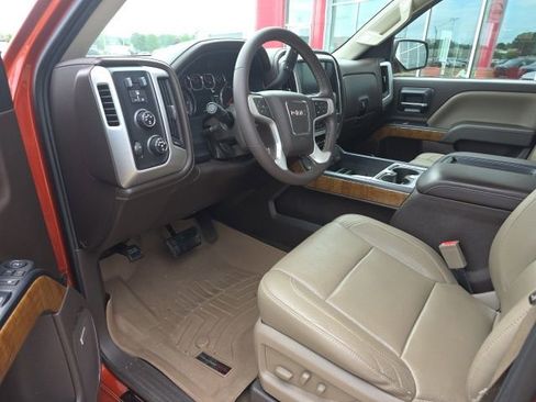 Used 2015 GMC Sierra 1500 SLT w/ SLT Crew Cab Value Package AWD/4WD image 14