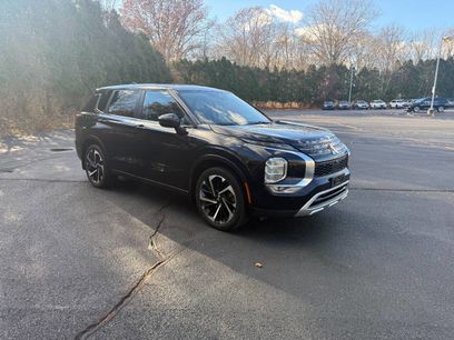 Used 2023 Mitsubishi Outlander SE