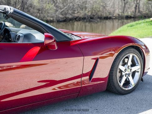 Used 2007 Chevrolet Corvette Convertible w/ Preferred Equipment Group RWD image 58