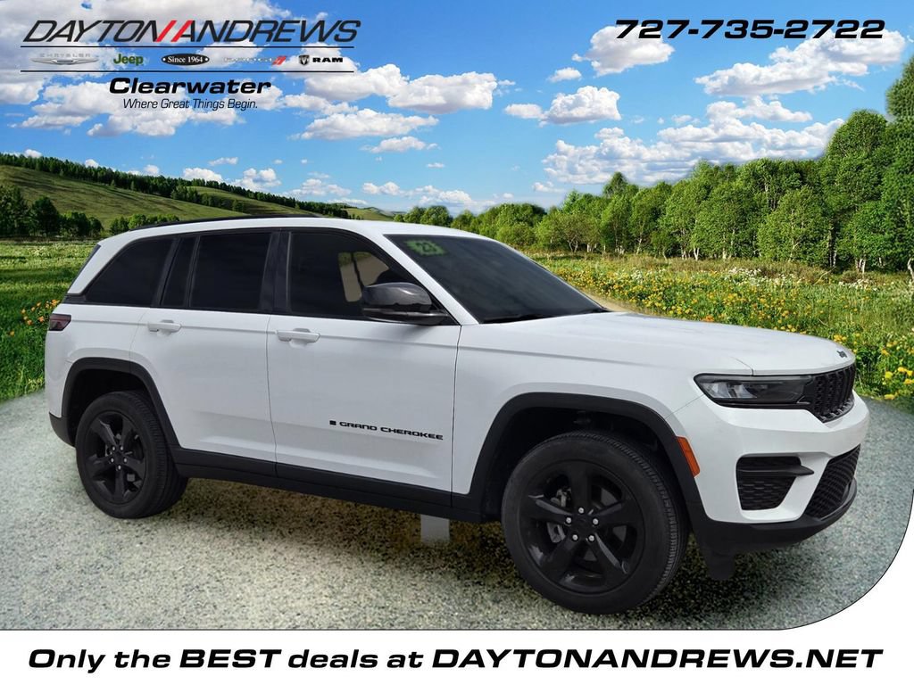 Used 2023 Jeep Grand Cherokee Altitude AWD/4WD image 1