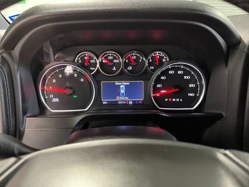 Used 2022 Chevrolet Silverado 1500 LT Trail Boss w/ LPO, Dark Essentials Package AWD/4WD image 26