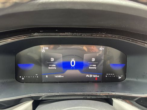 Certified 2024 Volkswagen Taos S image 29