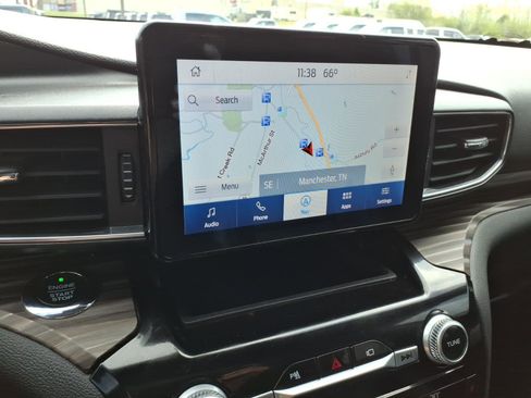 Used 2021 Ford Explorer Limited image 20