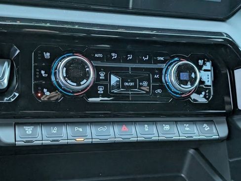 New 2026 GMC Sierra 2500 AT4X w/ AT4X AEV Edition AWD/4WD image 13