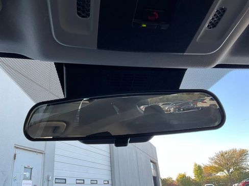 Used 2025 Toyota Camry LE image 29