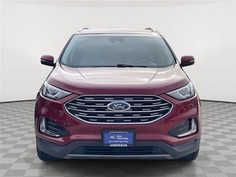 Certified 2019 Ford Edge Titanium w/ Cold Weather Package AWD/4WD image 4