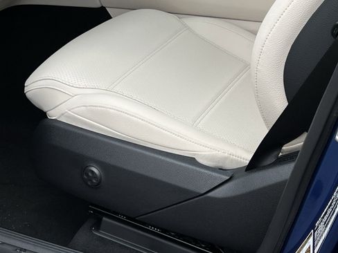 New 2026 Mercedes-Benz GLC 300 4MATIC image 12