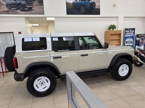 New 2026 Ford Bronco Heritage Edition image 10