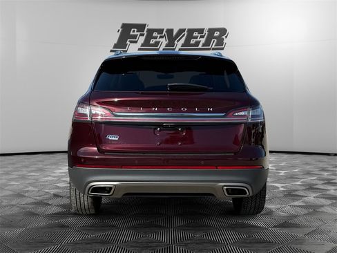 Used 2022 Lincoln Nautilus Reserve image 6