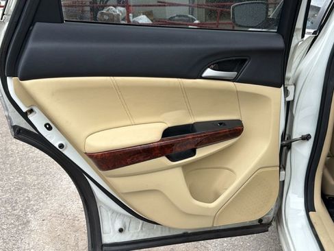 Used 2011 Honda Crosstour EX-L image 33