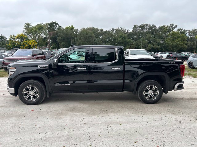 Used 2025 GMC Sierra 1500 SLT AWD/4WD image 16
