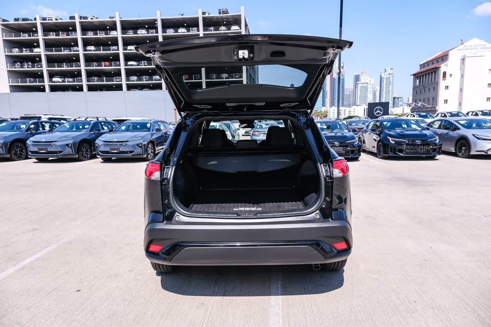 Certified 2024 Toyota Corolla Cross AWD Hybrid image 19