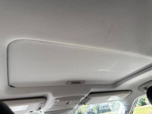 Used 2019 Nissan Armada SL w/ Premium Package image 9