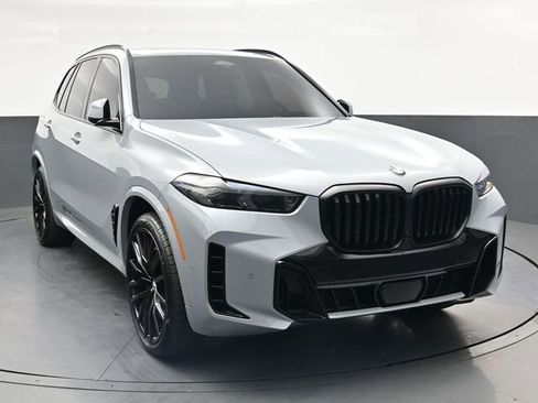 Used 2026 BMW X5 xDrive40i w/ M Sport Package AWD/4WD image 11