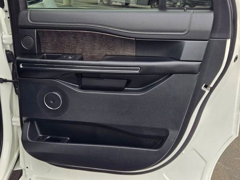 Certified 2021 Ford Expedition Max Limited image 11
