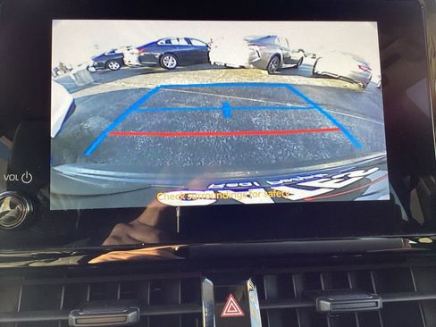 Used 2025 Toyota Corolla LE image 15