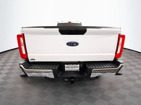 Used 2024 Ford F350 XLT w/ FX4 Off-Road Package AWD/4WD image 6