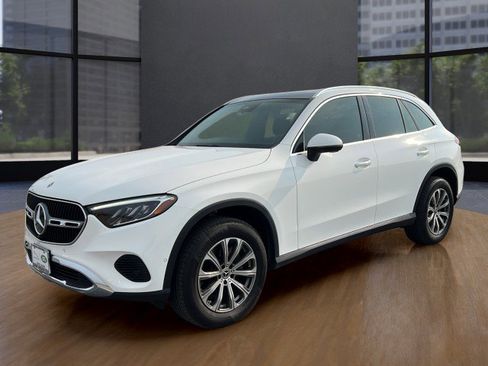 Used 2024 Mercedes-Benz GLC 300 image 12