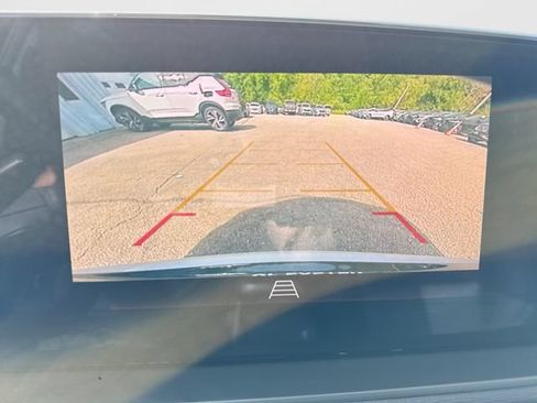 Used 2025 Buick Envista Sport Touring w/ Experience Buick Package FWD image 26