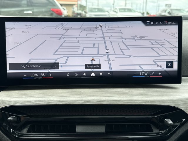 Used 2025 BMW 330i xDrive Sedan AWD/4WD image 8