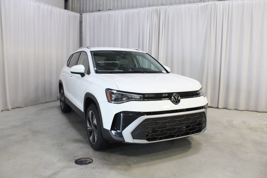 New 2026 Volkswagen Taos SE AWD/4WD image 37