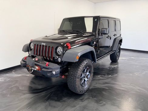 Used 2016 Jeep Wrangler Unlimited Rubicon w/ Dual Top Group AWD/4WD image 3