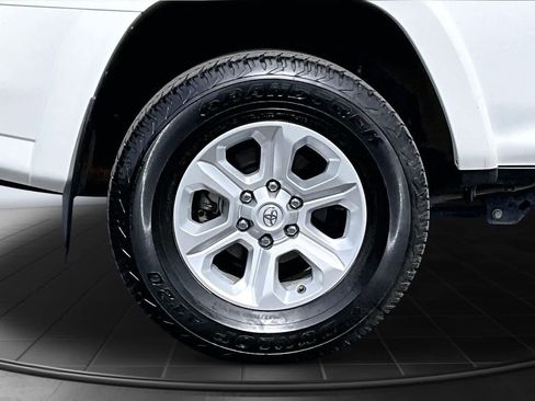 Used 2024 Toyota 4Runner SR5 Premium w/ Moonroof Package AWD/4WD image 36