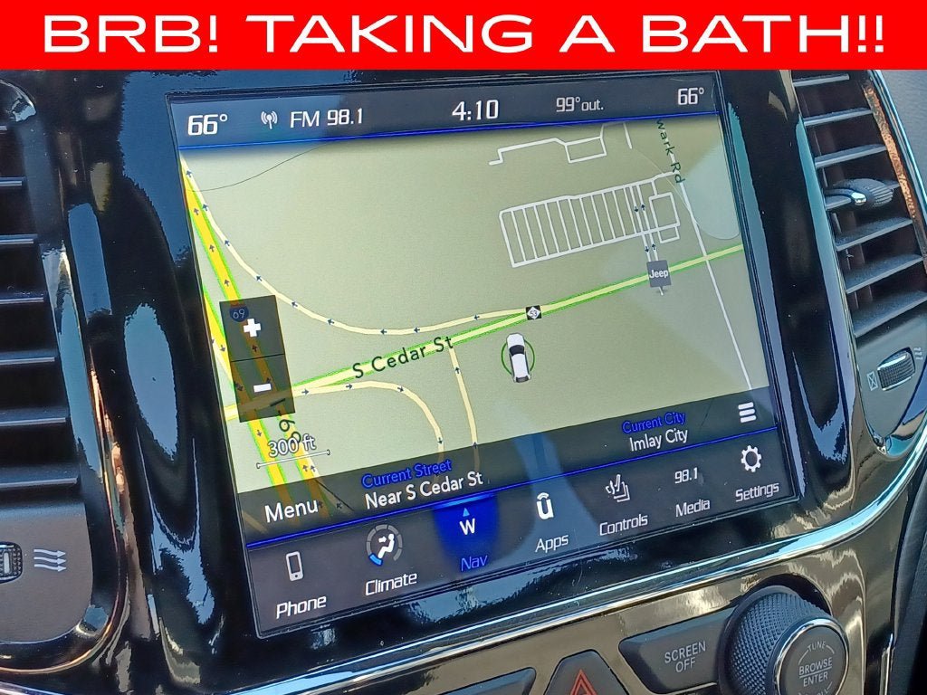 Used 2020 Jeep Grand Cherokee Altitude AWD/4WD image 18