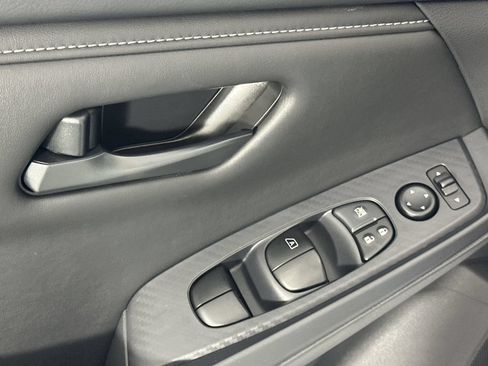 Certified 2025 Nissan Sentra S FWD image 13