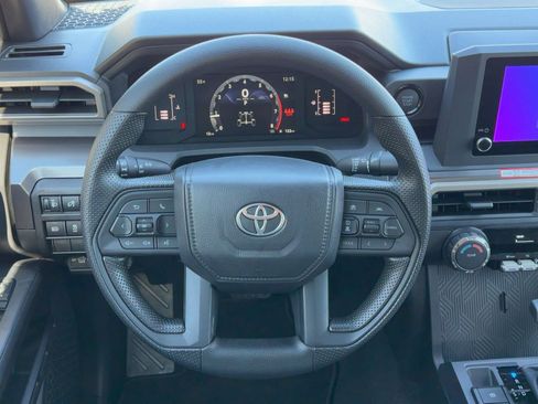Used 2025 Toyota Tacoma SR5 AWD/4WD image 14