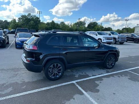 Used 2021 Jeep Cherokee Latitude Lux 80th Anniv w/ Quick Order Package 2YU 80th FWD image 23