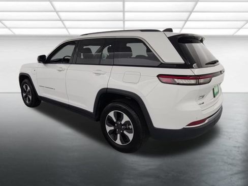 Used 2024 Jeep Grand Cherokee Limited 4xe AWD/4WD image 6