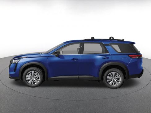 Used 2026 Nissan Pathfinder SV FWD image 3