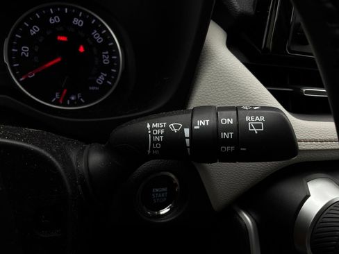 Used 2022 Toyota RAV4 XLE Premium AWD/4WD image 37