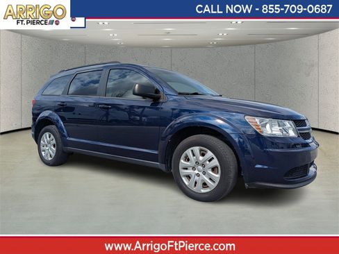 Used 2018 Dodge Journey SE image 1